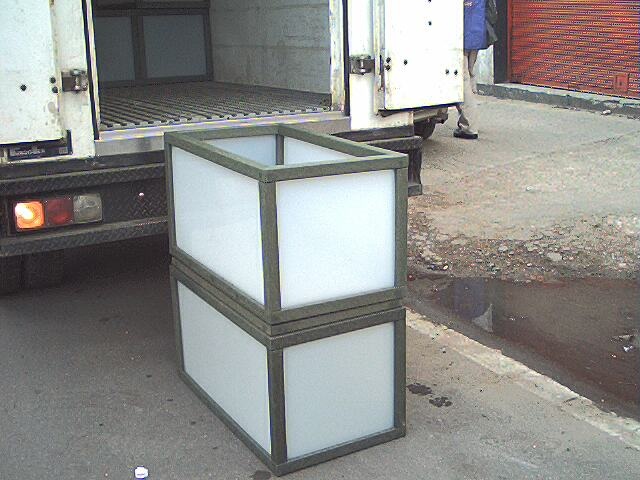 2 4 - ESTANTERÍAS RACKS Y GABINETES PLÁSTICOS