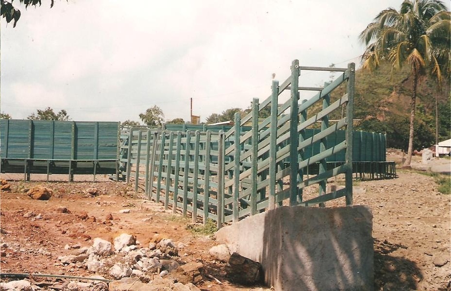 Embarcaderos cargadero 57 fijo construcciones para ganado instalaciones para ganado embarcadero control de peso manipulación de ganadera para el transporte de ganado embarque y desembarque del ganado bovino