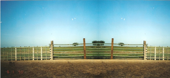 Puertas talanqueras 17 talanquera puerta Broche compuerta golpe entrada una finca puerta corral agropecuaria talanqueras entradas corredizas ingreso batientes Portillo salida broche potranca talanquera de madera llavero de paso de ganado quiebra patas Corrales plásticos Maderplast los más fuertes, no es pudren, no se oxidan, no se rompen, no maltratan el ganado, corrales e instalaciones para ganadería tecnificadas, estabulación de ganados en corralejas ecológicas, las nuevas tecnologías de los nuevos materiales, para las faenas ganaderas, ganadería intensiva, ganaderías extensivas con infraestructuras para faenado de ganado, implementos agrícolas, elementos para la recolección transporte movilización del sector agropecuario, carros carrozas recolectores de cosechas carretas